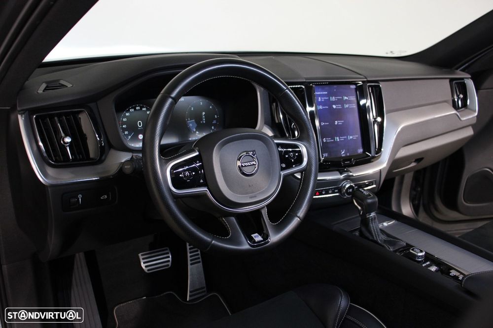 Volvo XC 60 2.0 D4 R-Design Geartronic - 8