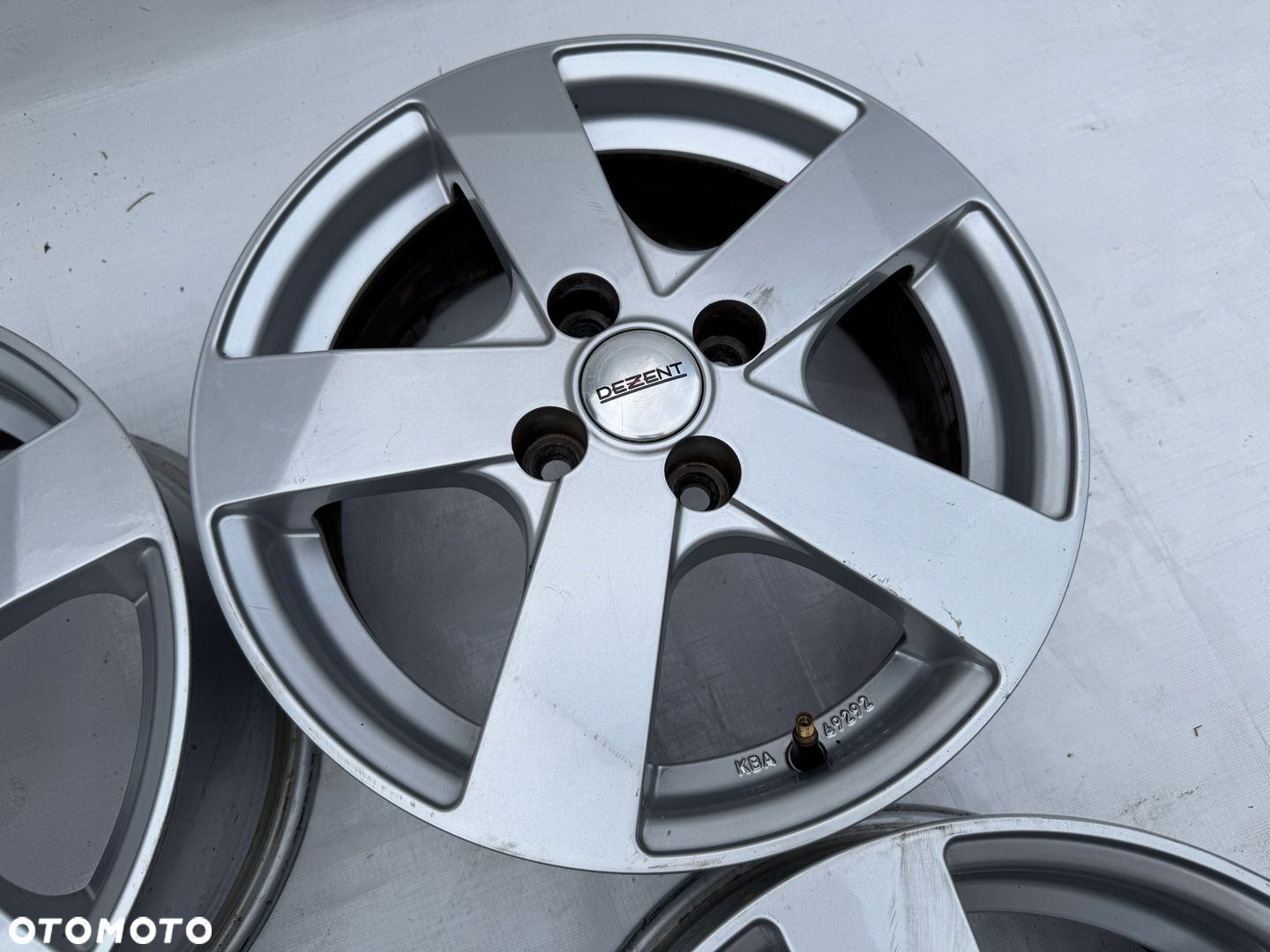Felgi Dezent Toyota Suzuki Kia 4x100 6J 15" ET47 741 - 4