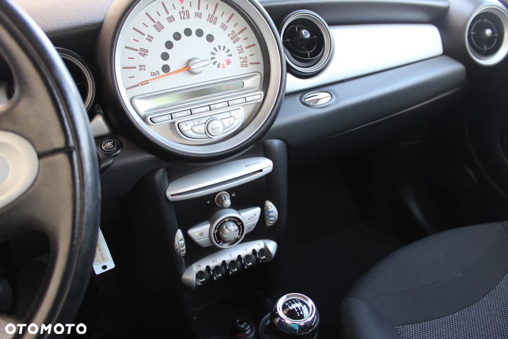 MINI ONE Standard - 8
