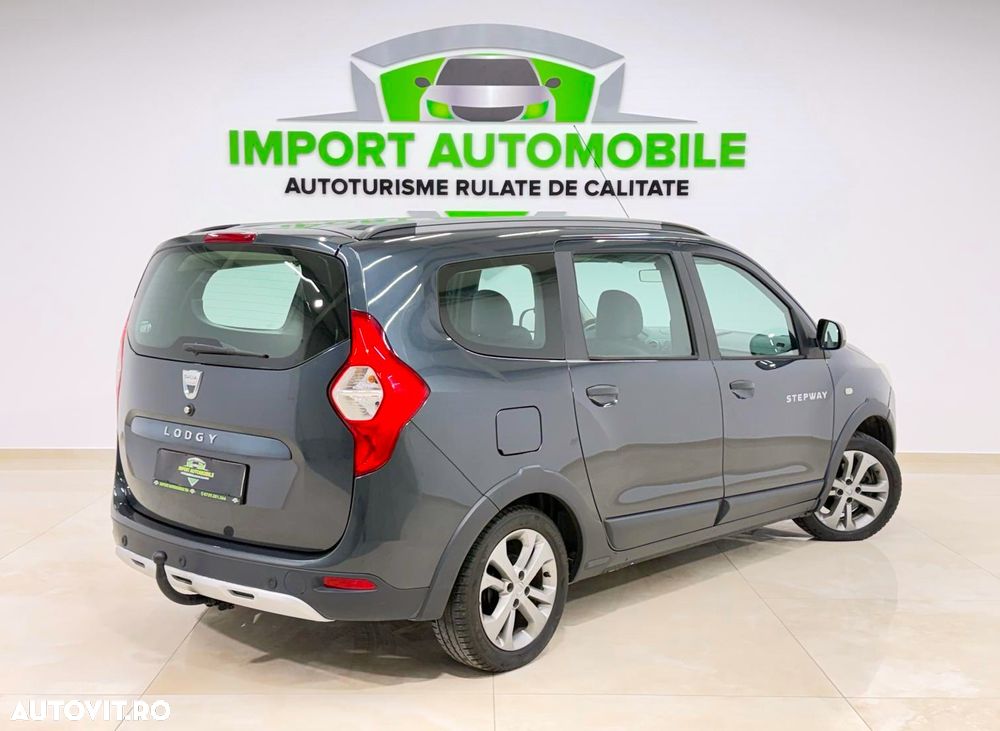 Dacia Lodgy TCe 115 Stepway - 12
