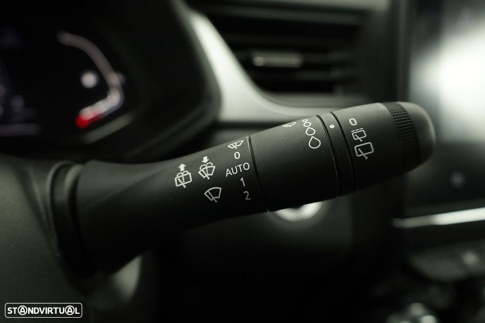 Renault Captur 1.0 TCe Techno Bi-Fuel - 17