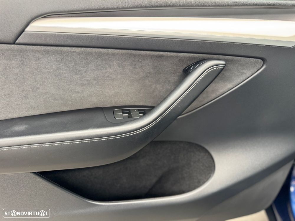Tesla Model Y Tração Traseira - 15