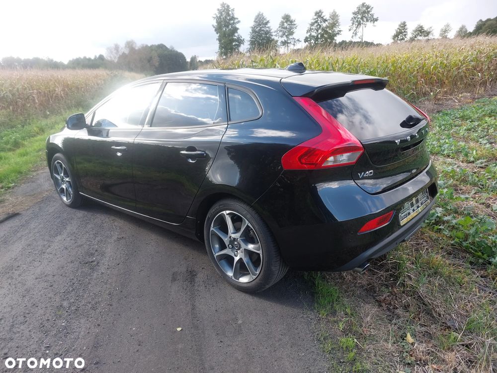 Volvo V40 - 15