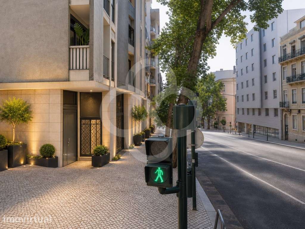 Predio na zona do marques de Pombal para remodelação em Lisboa - Grande imagem: 2/10