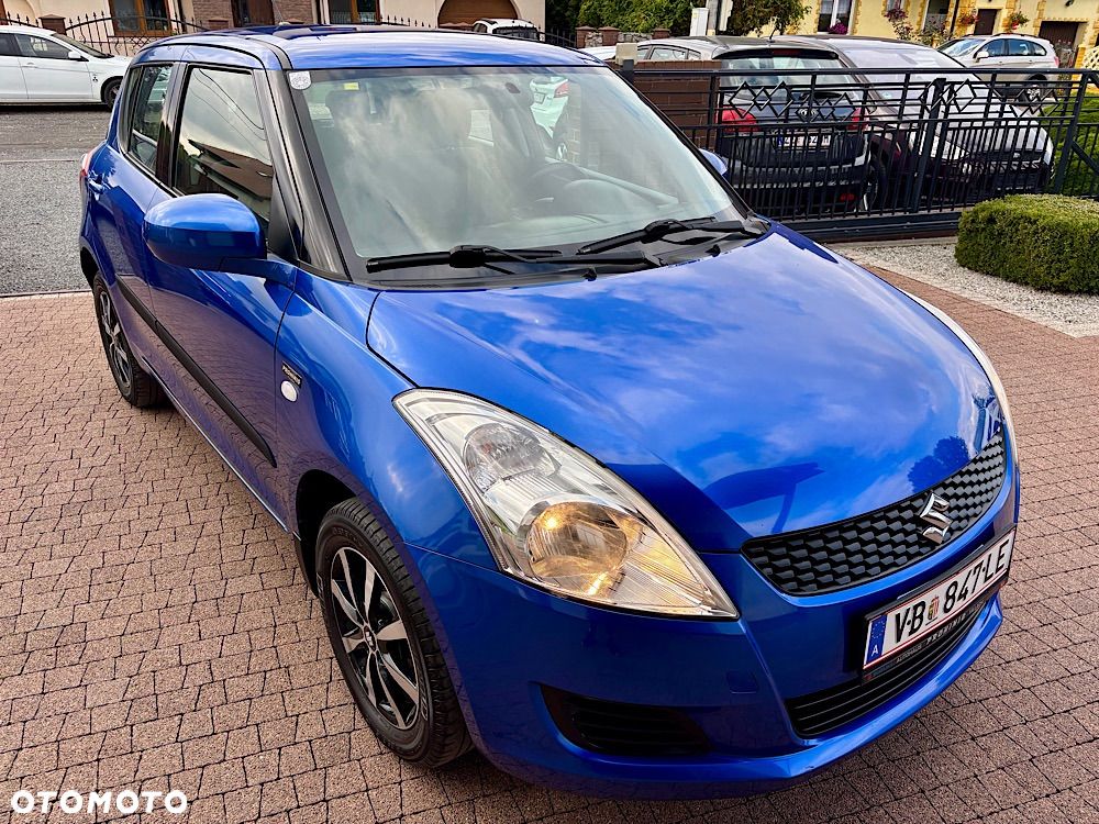 Suzuki Swift 1.2 Premium - 1