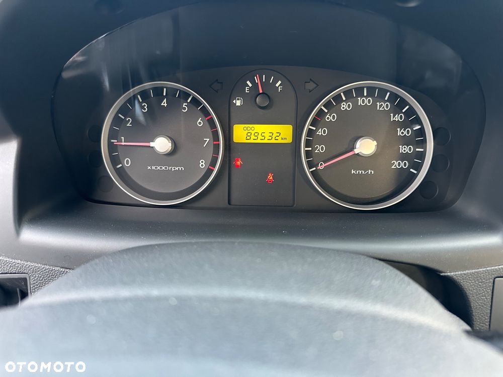 Hyundai Getz 1.1 Base - 12