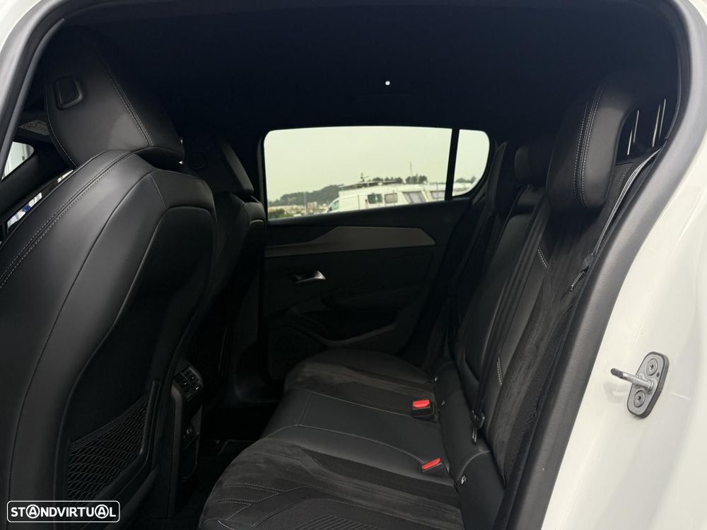 Peugeot 308 1.2 PureTech GT EAT8 - 42
