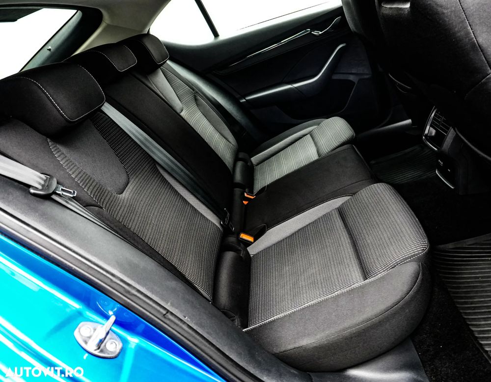 Skoda Octavia 2.0 TDI Style - 16