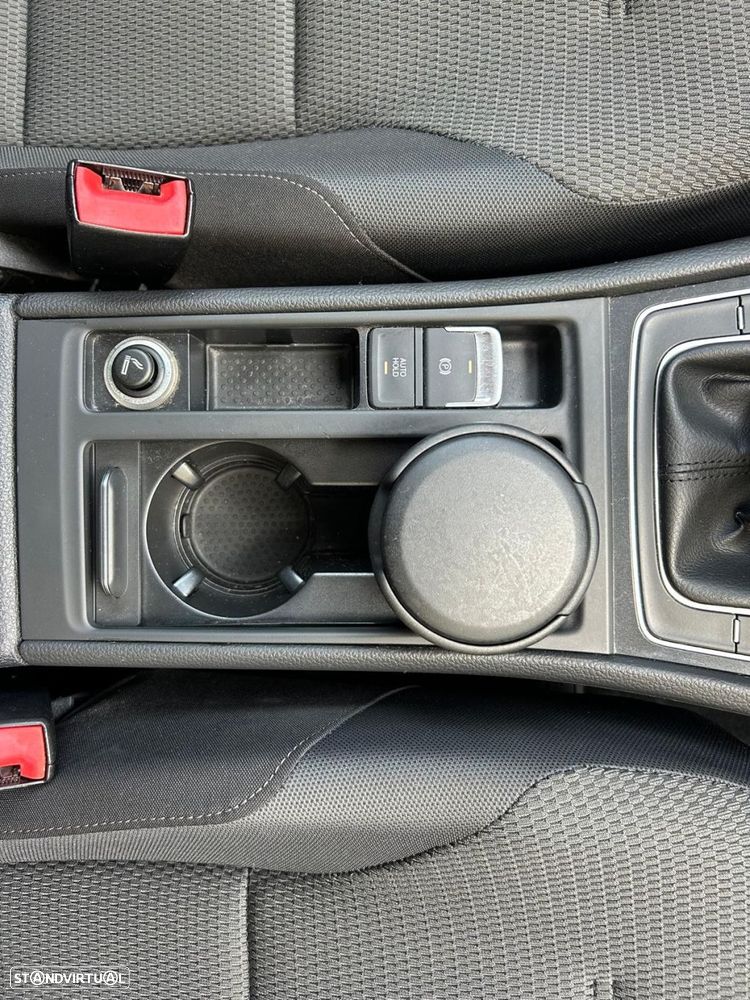 VW Golf Variant 1.6 TDi Confortline - 43