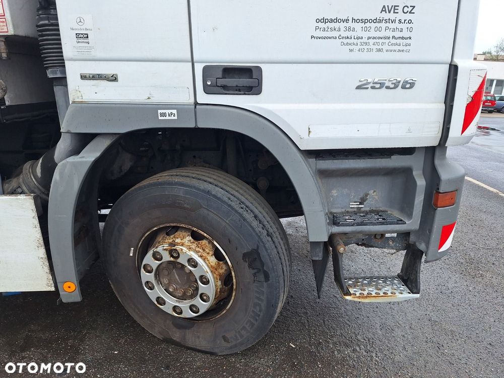 Versalift Actros 2536 L 6X2 - 33