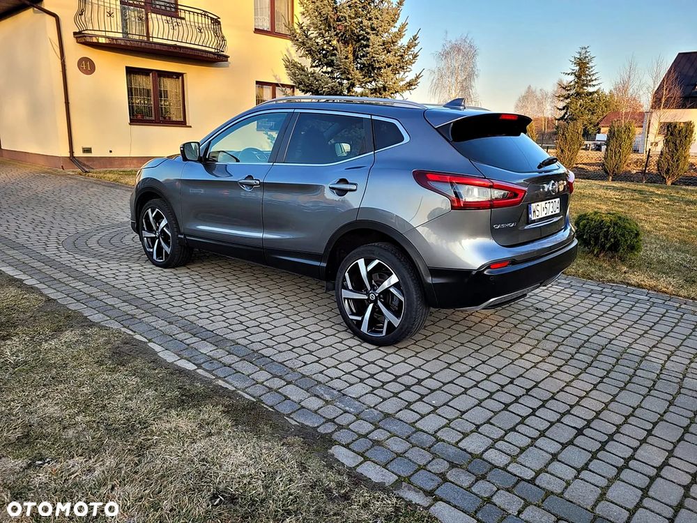 Nissan Qashqai 1.5 dCi DCT TEKNA - 4