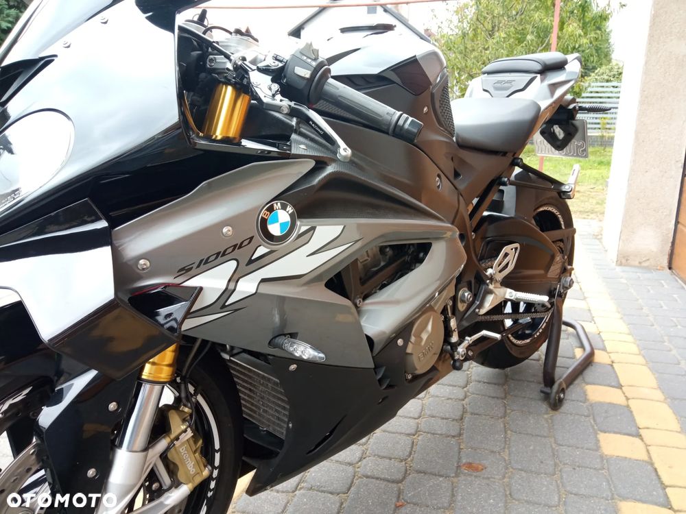 BMW S - 38