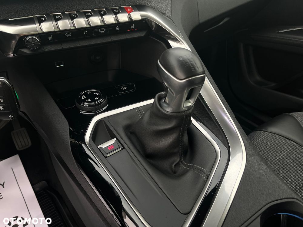 Peugeot 5008 1.5 BlueHDi Allure Pack S&S - 22