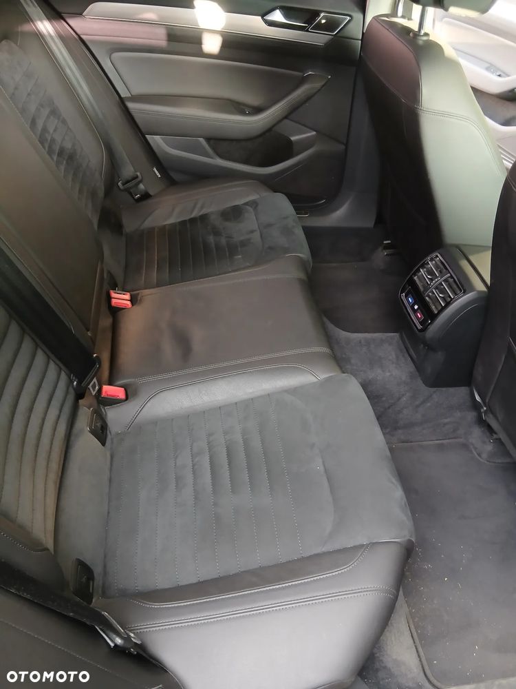 Volkswagen Passat 1.4 TSI BMT ACT Trendline - 26