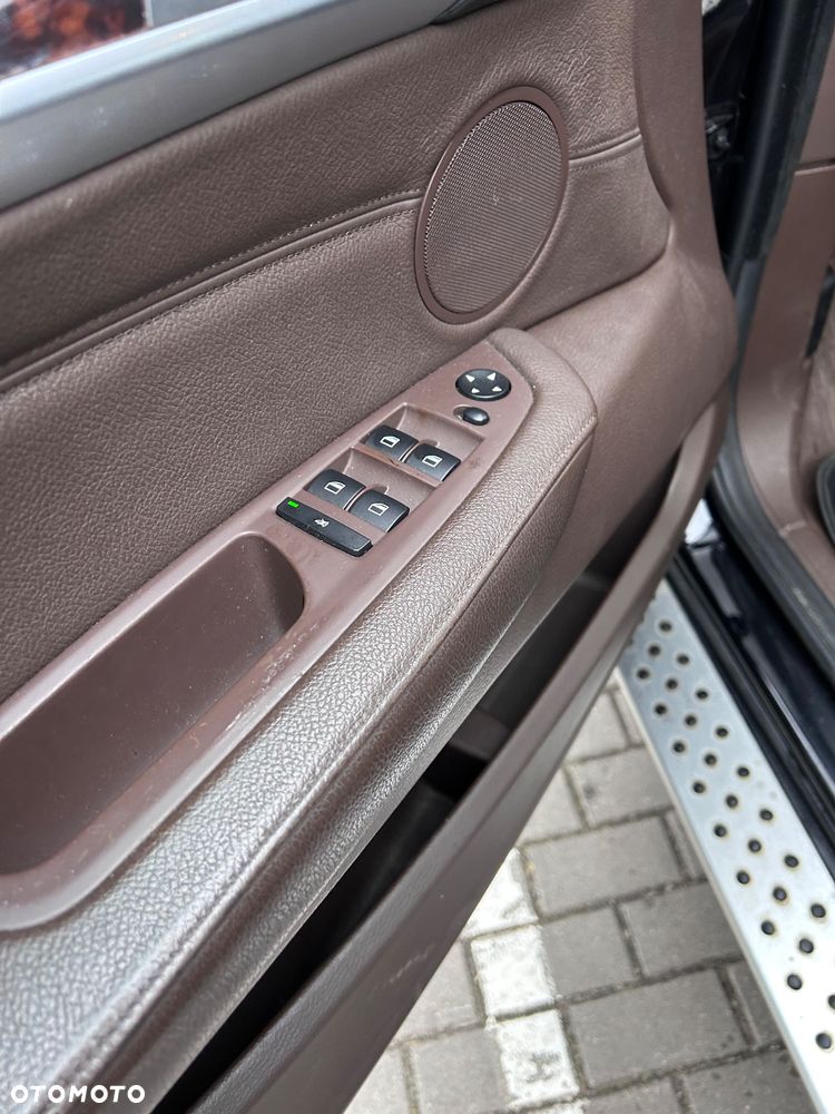 BMW X5 3.5d xDrive - 16