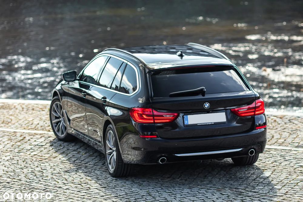 BMW Seria 5 520d xDrive Luxury Line sport - 14