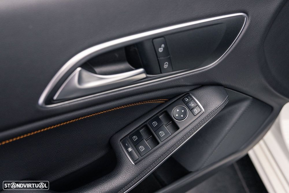 Mercedes-Benz CLA 200 (CDI) d Orange Art Edition - 39