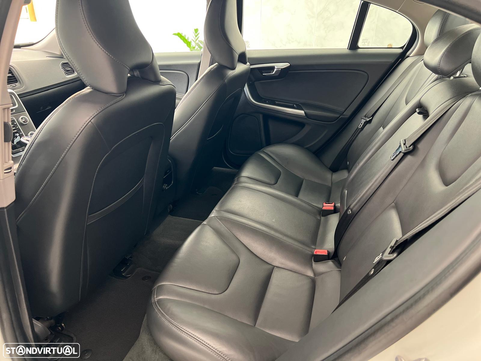 Volvo S60 1.6 D2 Drive Summum Powershift Start/Stop - 23