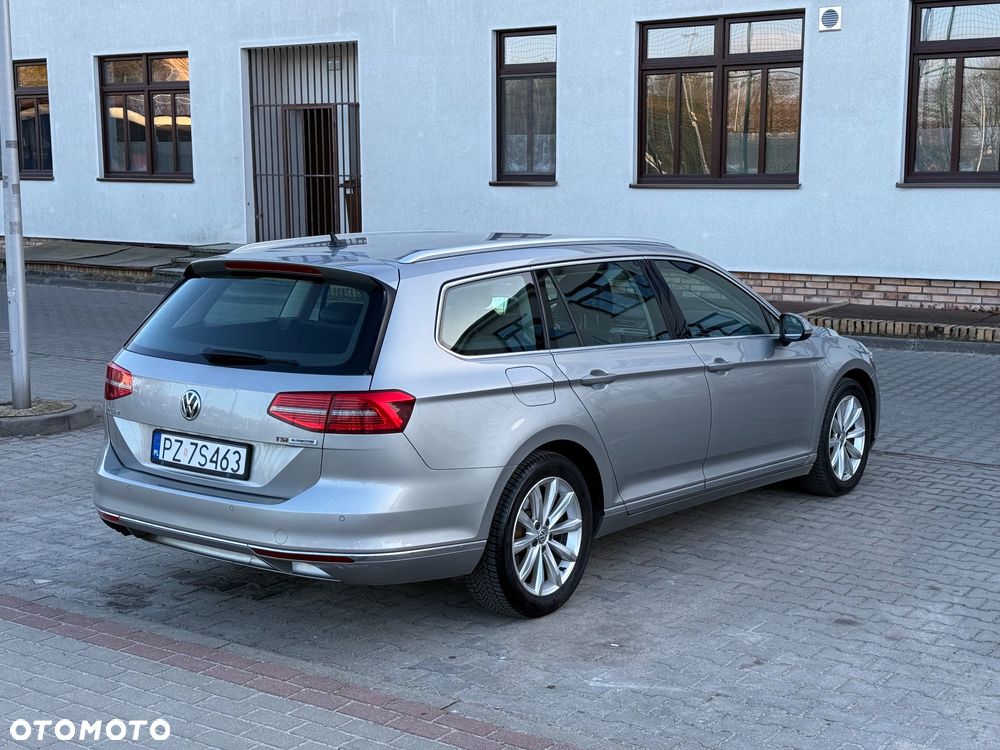 Volkswagen Passat - 4