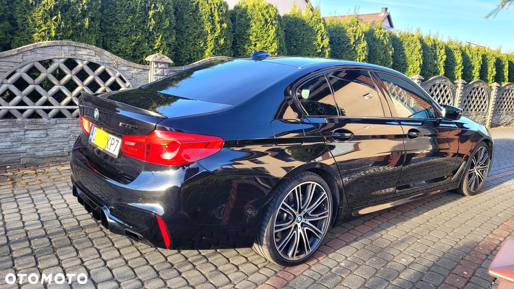 BMW Seria 5 M550i xDrive - 12