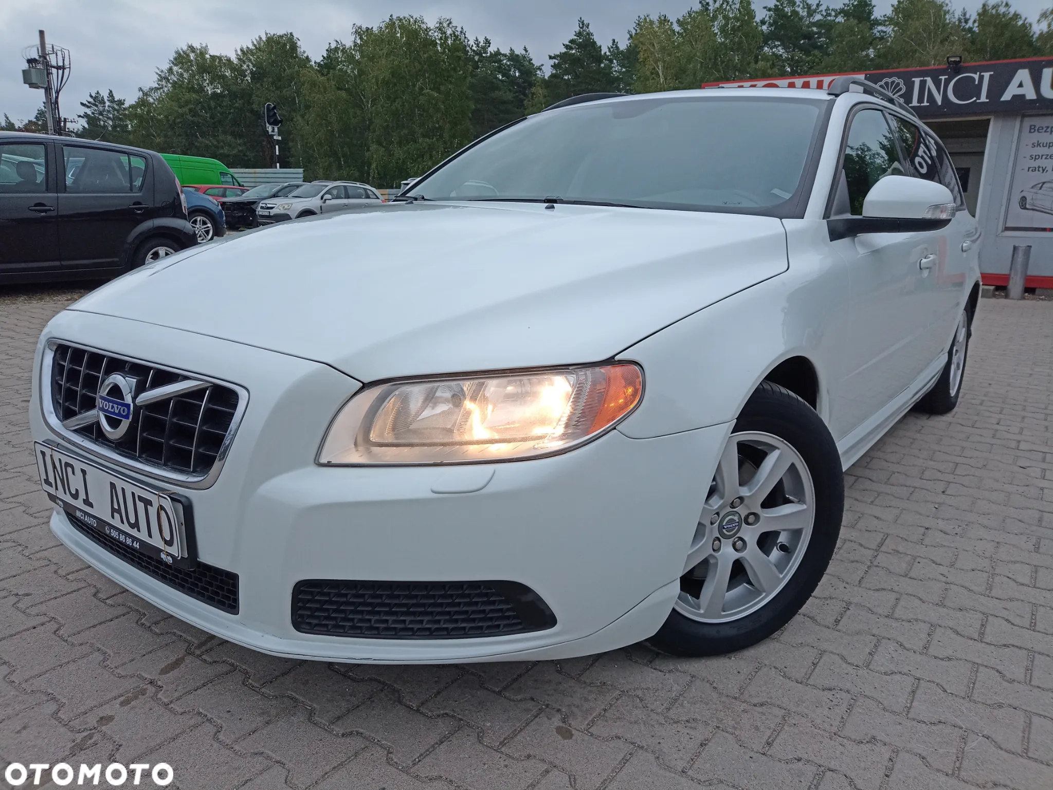 Volvo V70 1.6D DRIVe Kinetic - 4