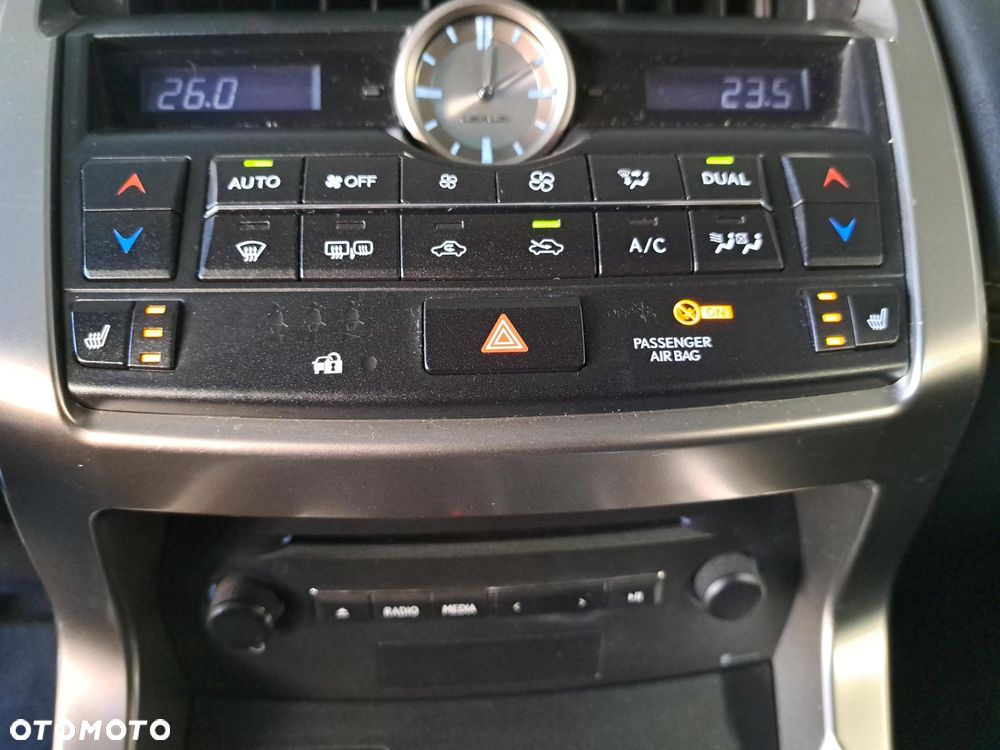 Lexus NX 200t Comfort AWD - 27