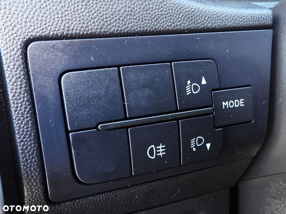 Fiat DUCATOKONTENER9PALETTEMPOMATNAWIGACJALEDYKLIMATYZACJA130KM - 29