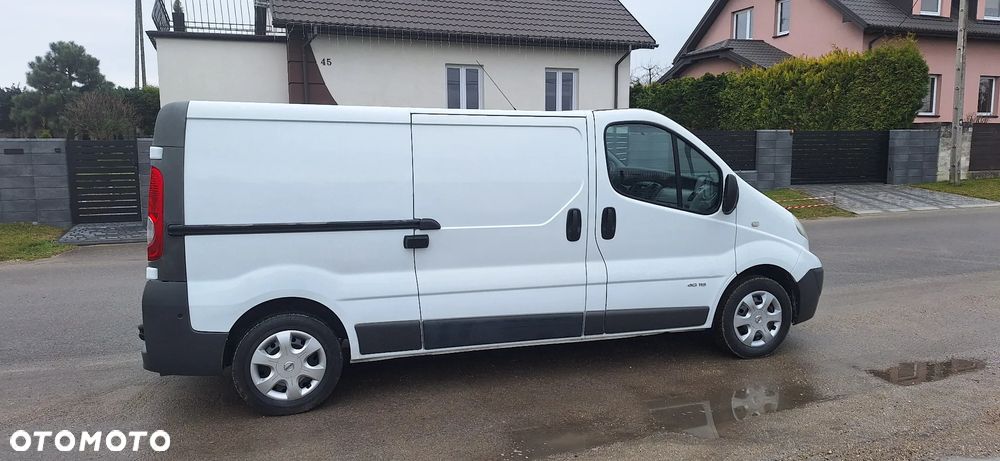 Renault Trafic - 10