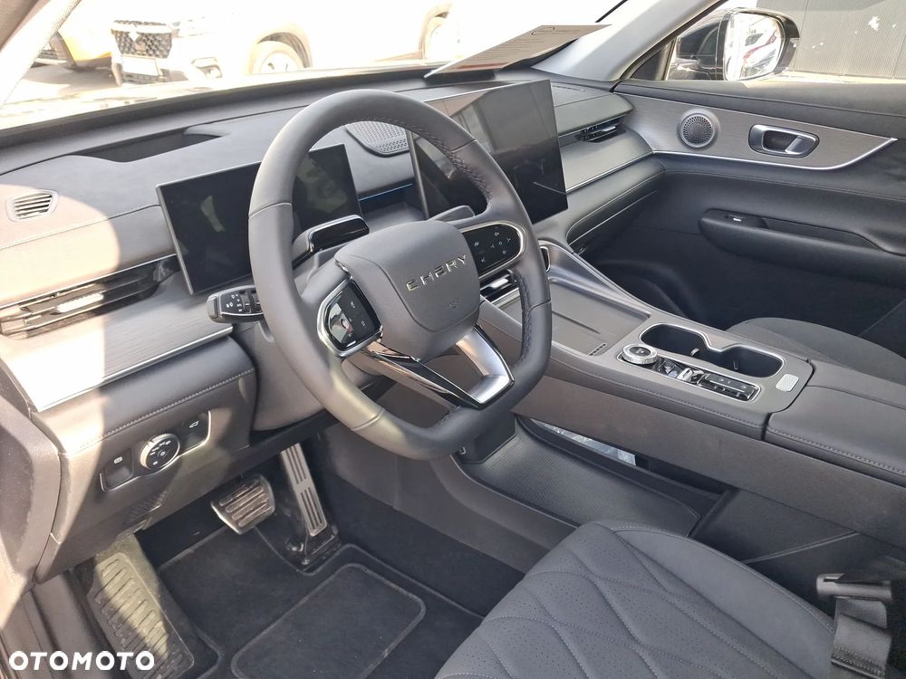 Chery Tiggo 8 1.6 T-GDI Prestige DCT - 9