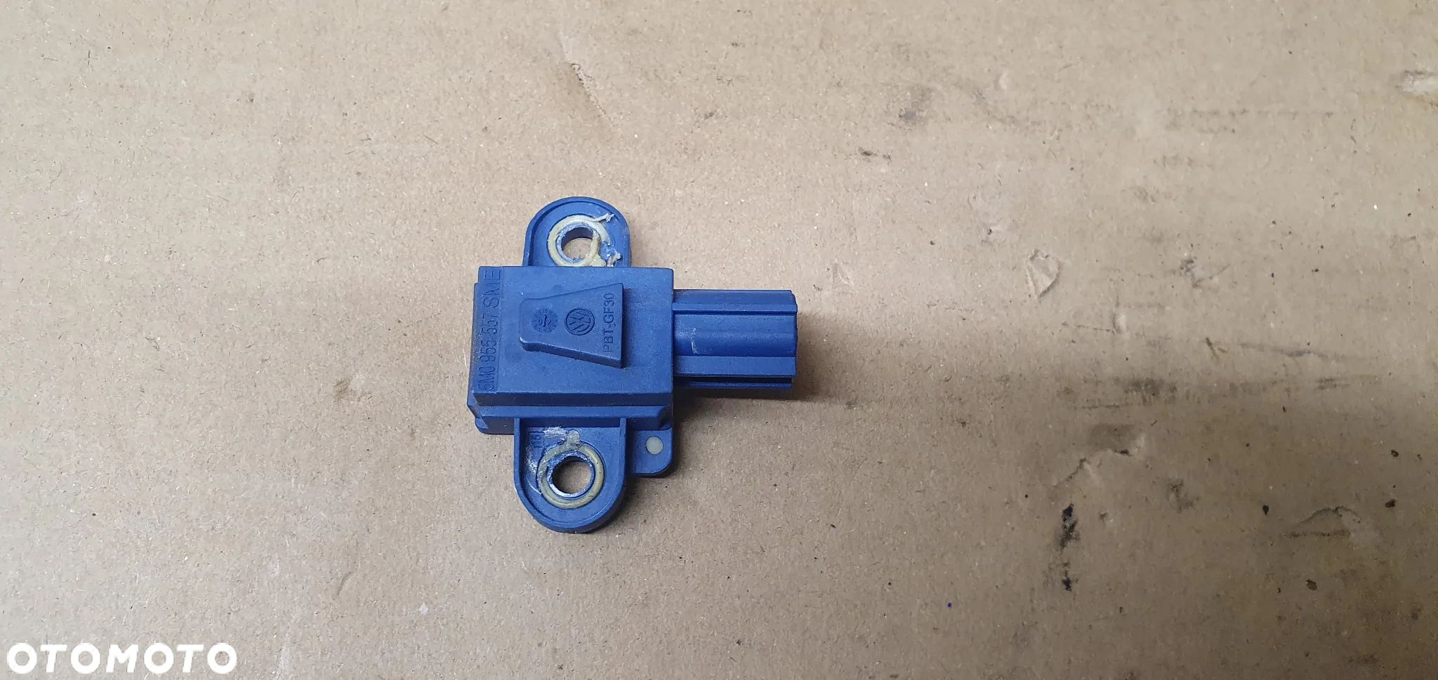 Czujnik sensor uderzeniowy Airbag VW Golf VI 6 Plus 5M0955557 - 1