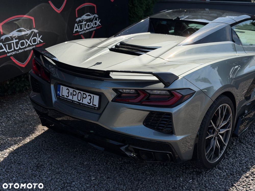 Chevrolet Corvette - 15
