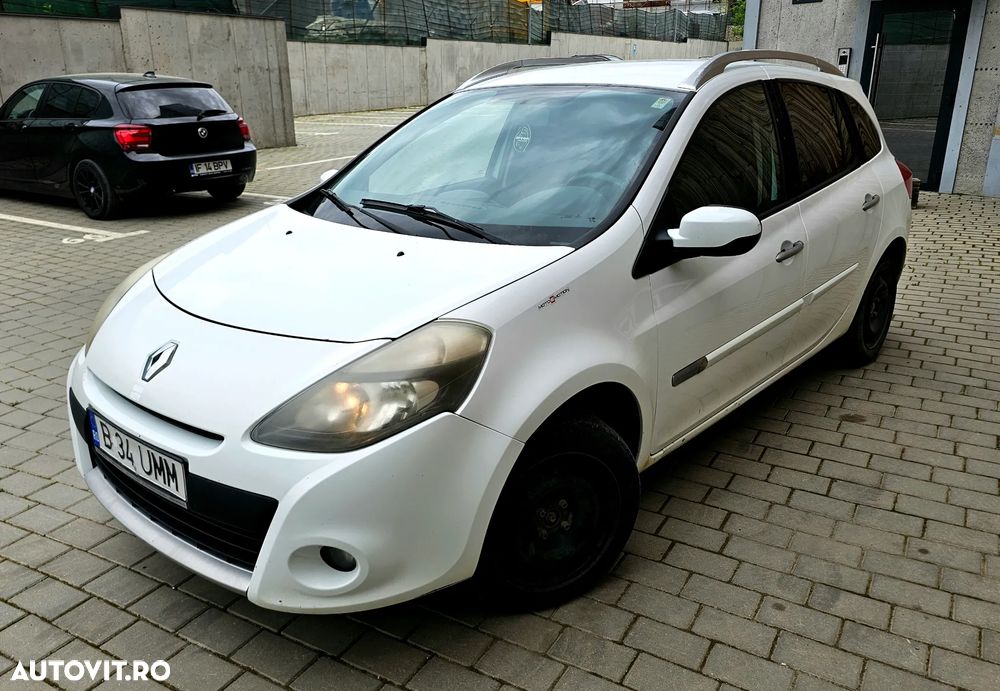 Renault Clio - 1