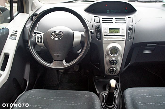 Toyota Yaris 1.4 D-4D Edition - 22