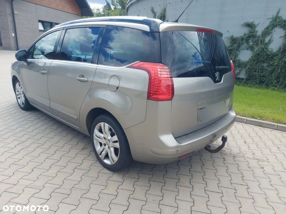 Peugeot 5008 HDI 160 Automatik Allure - 6
