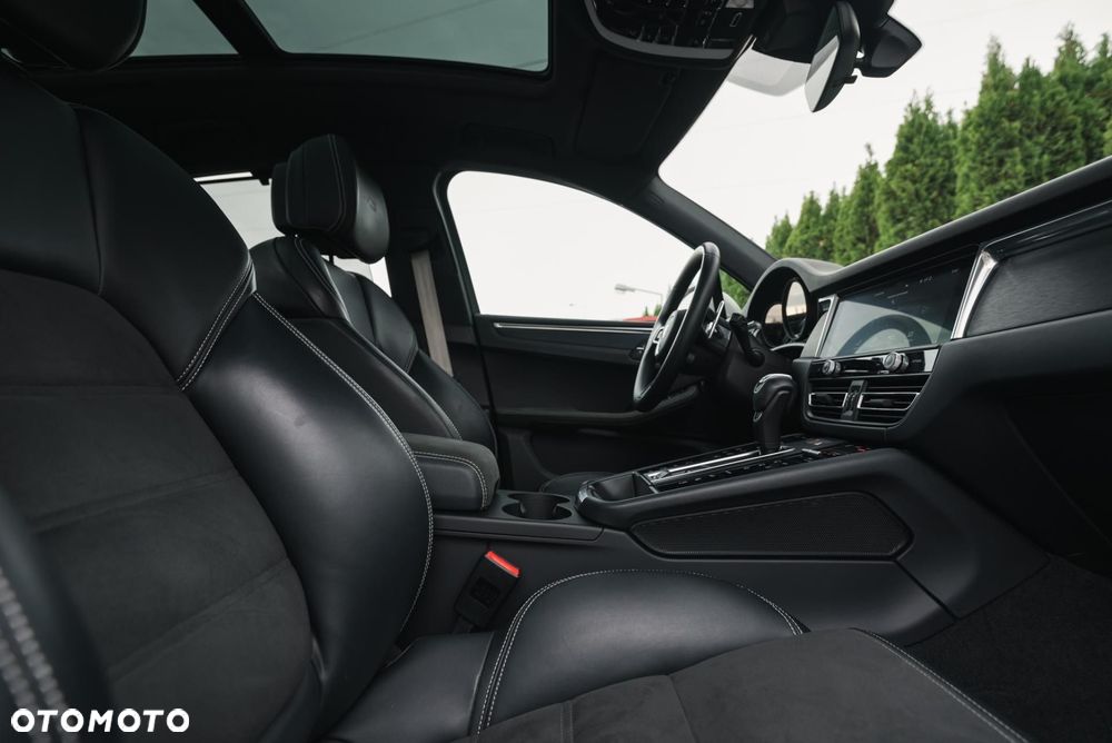Porsche Macan GTS - 16
