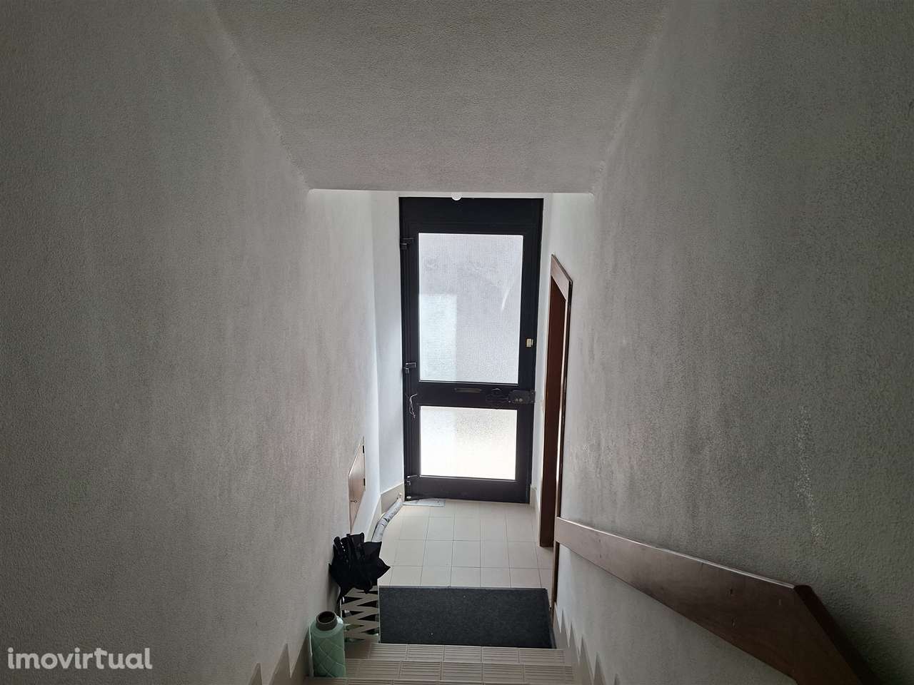 Apartamento T2 à venda em São Vicente - São João - Alferrarede - Grande imagem: 4/27