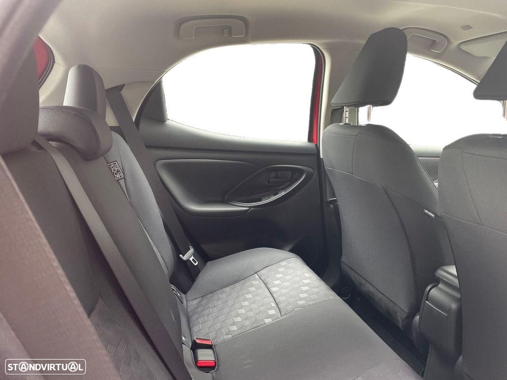 Toyota Yaris - 8