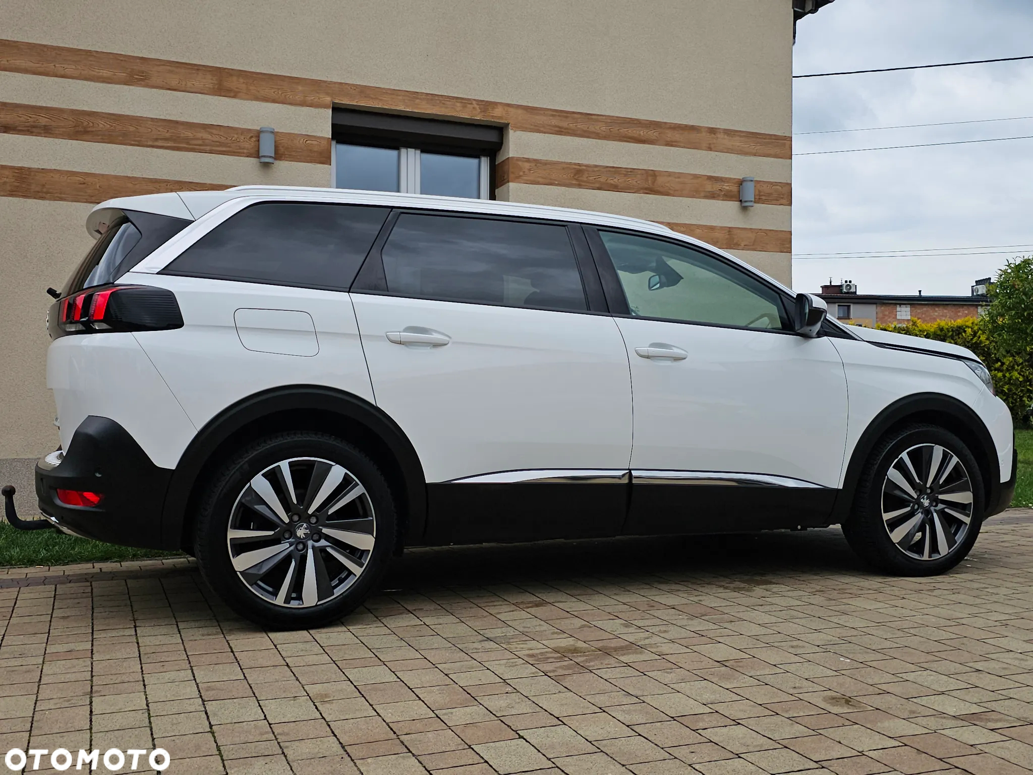 Peugeot 5008 BlueHDI 130 Allure Business-Paket - 8