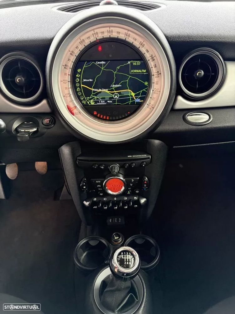 MINI Clubman Cooper D - 13