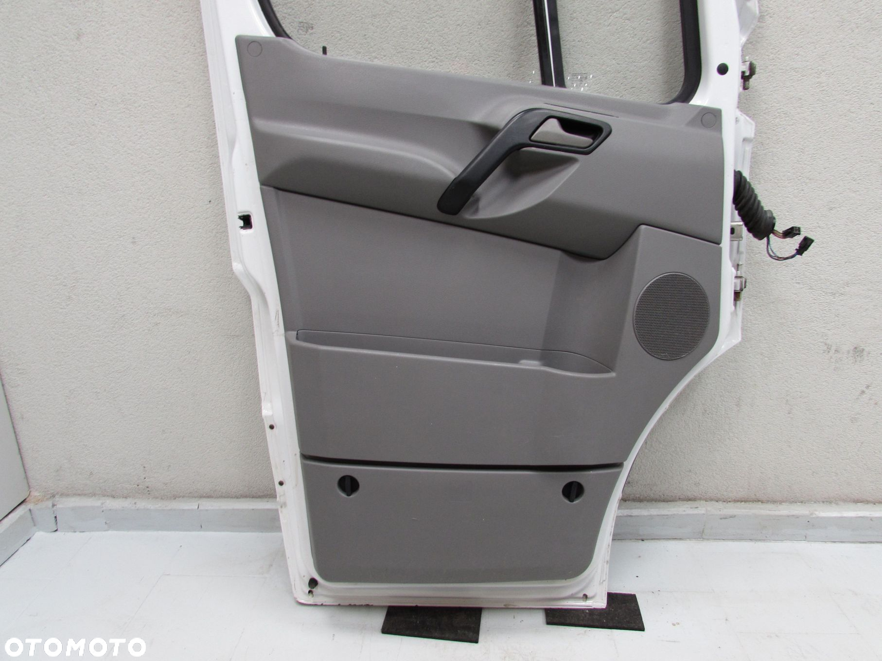MB SPRINTER 906 CRAFTER 06-18 DRZWI LEWY PRZOD DO ZALOZENIA KPL - 11