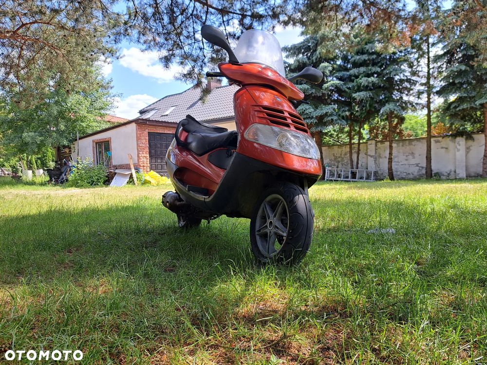Piaggio Hexagon - 3