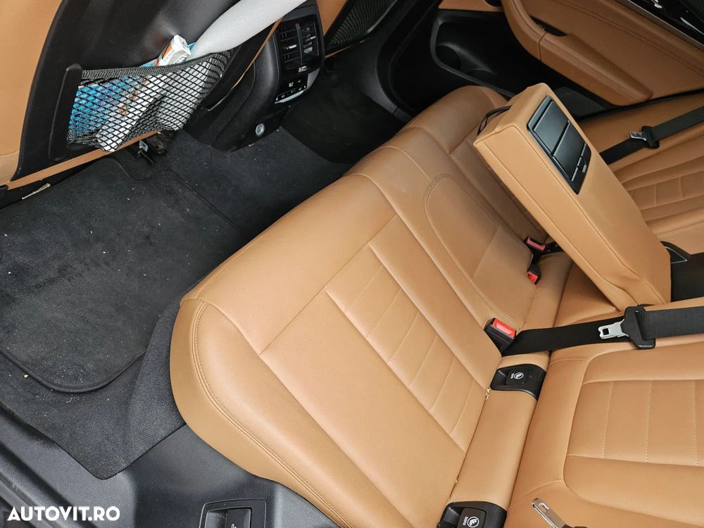 BMW X3 xDrive20d AT xLine - 16