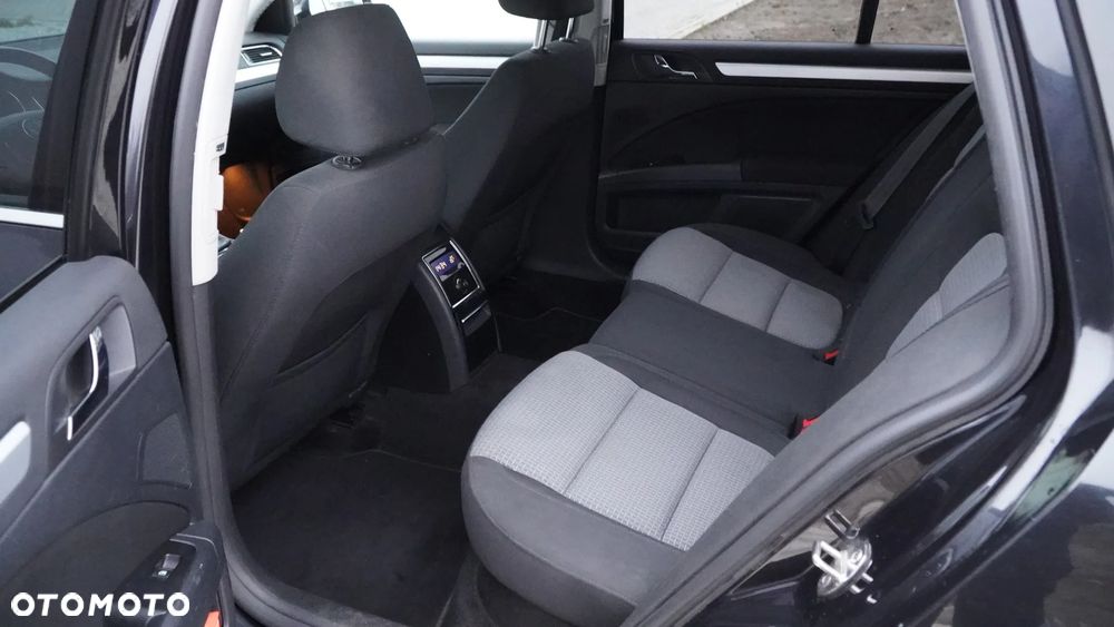 Skoda Superb 1.8 TSI Ambition DSG - 13