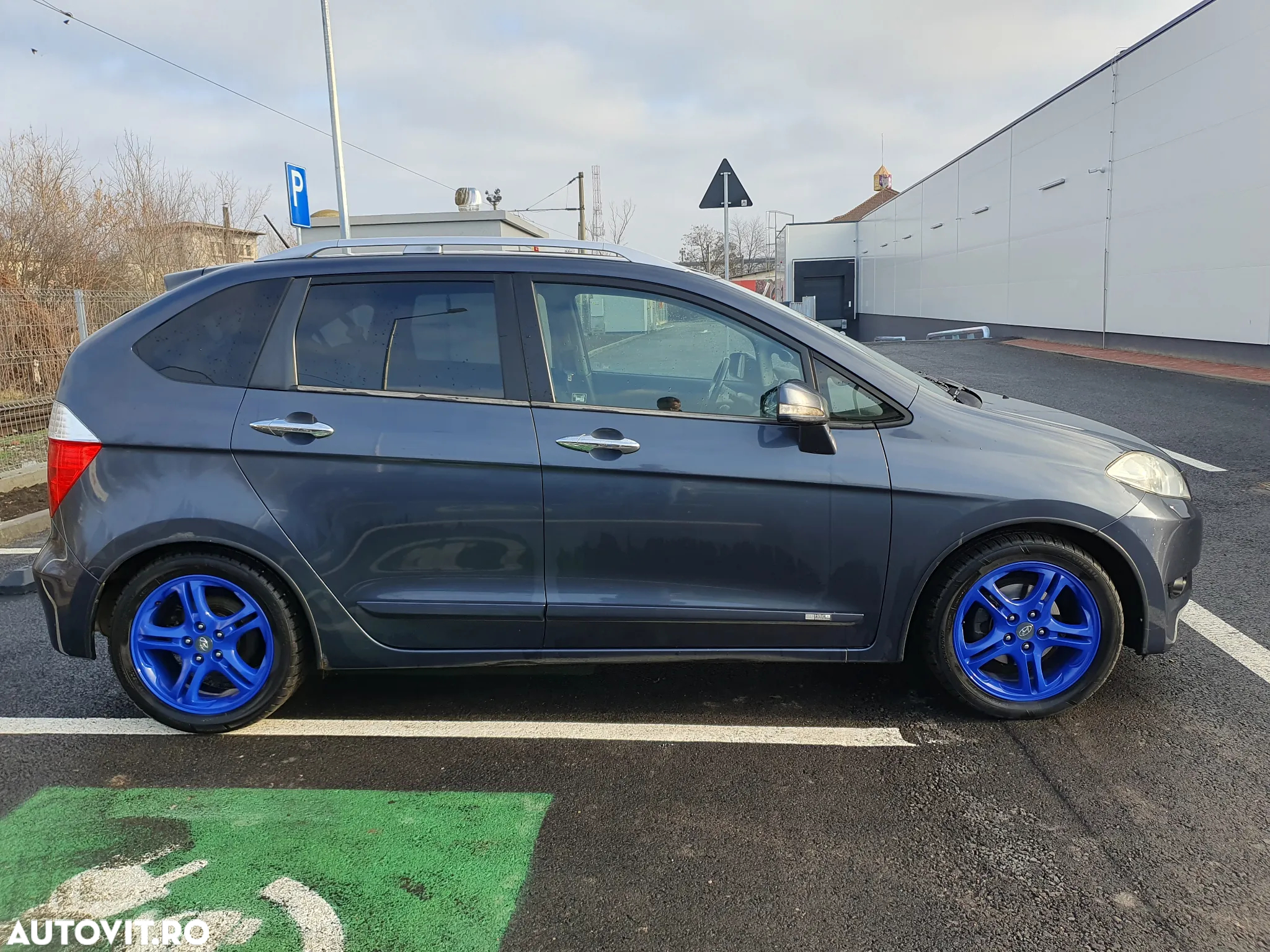 Honda FR-V - 14