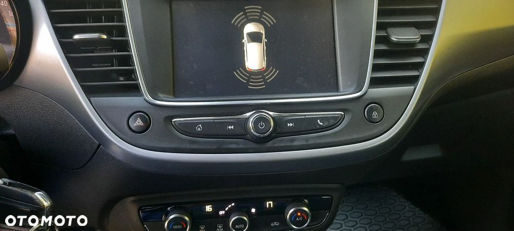 Opel Crossland X 1.2 T Eco Enjoy S&S - 12