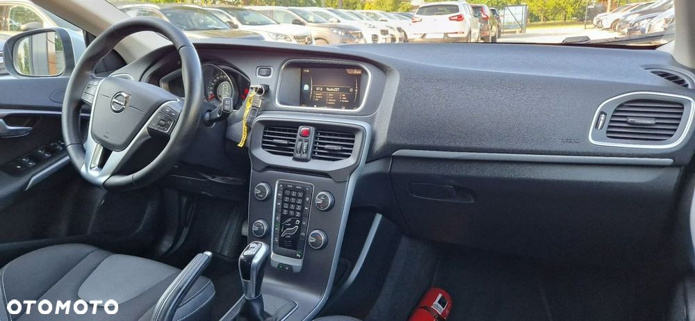 Volvo V40 - 26