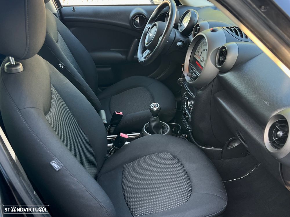 MINI Countryman One D - 10