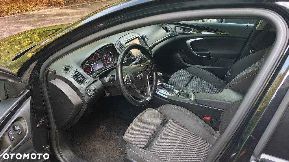 Opel Insignia - 8