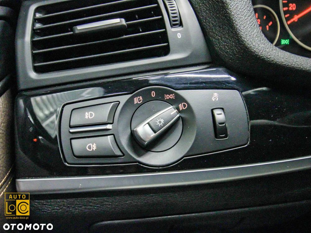 BMW X3 xDrive20d xLine - 33