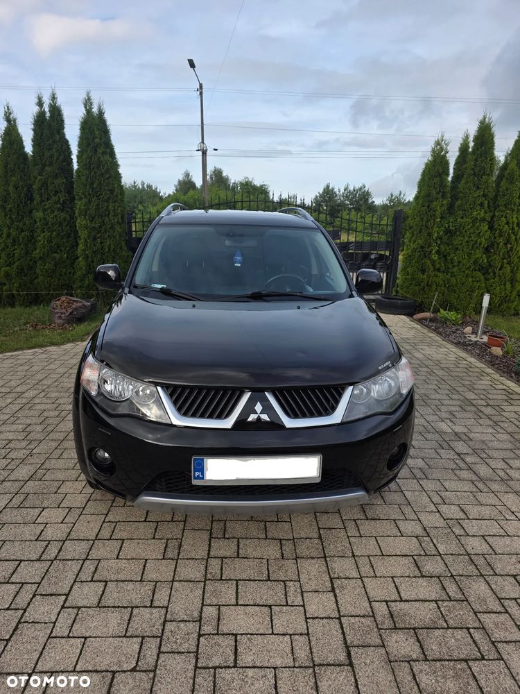 Mitsubishi Outlander 2.0 DID Intense - 2